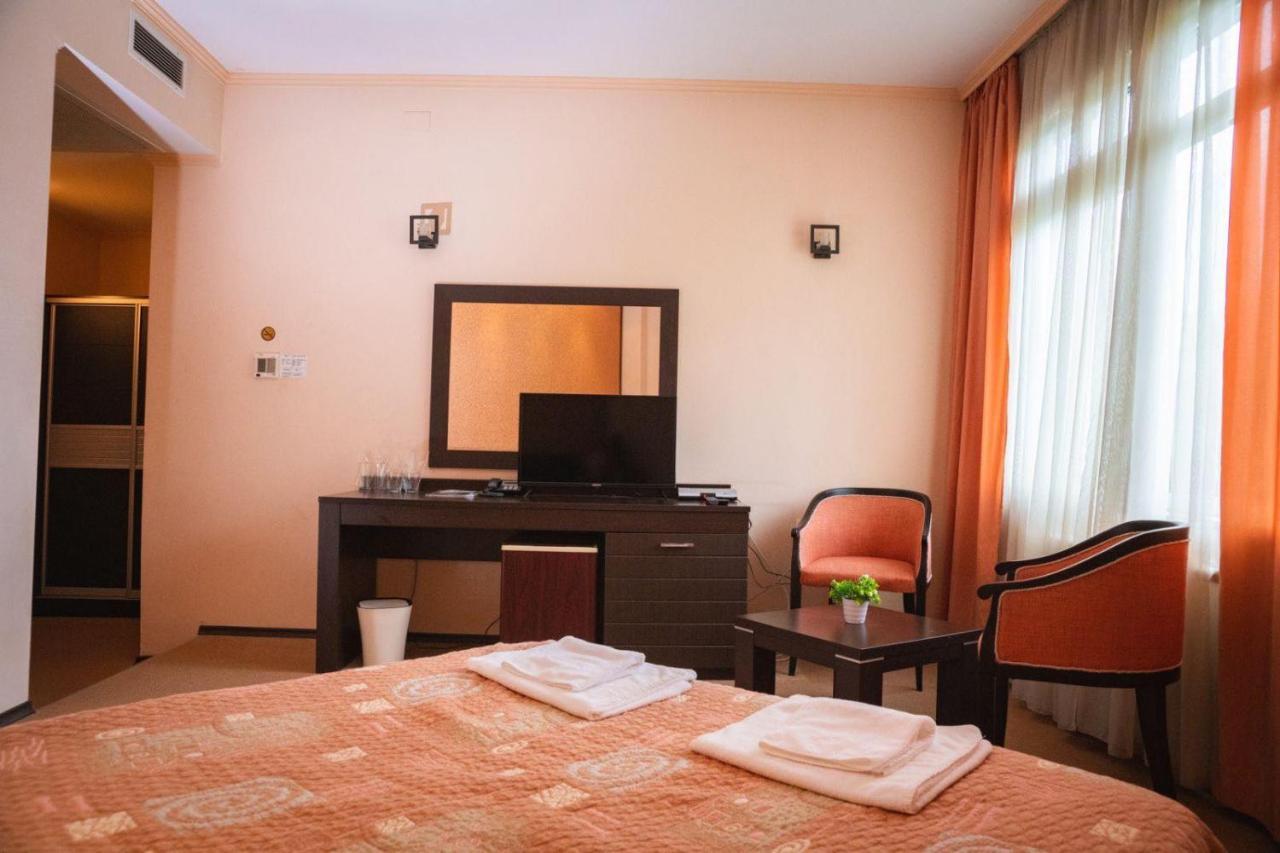 Hotel Ezeroto 스타라 자고라 외부 사진
